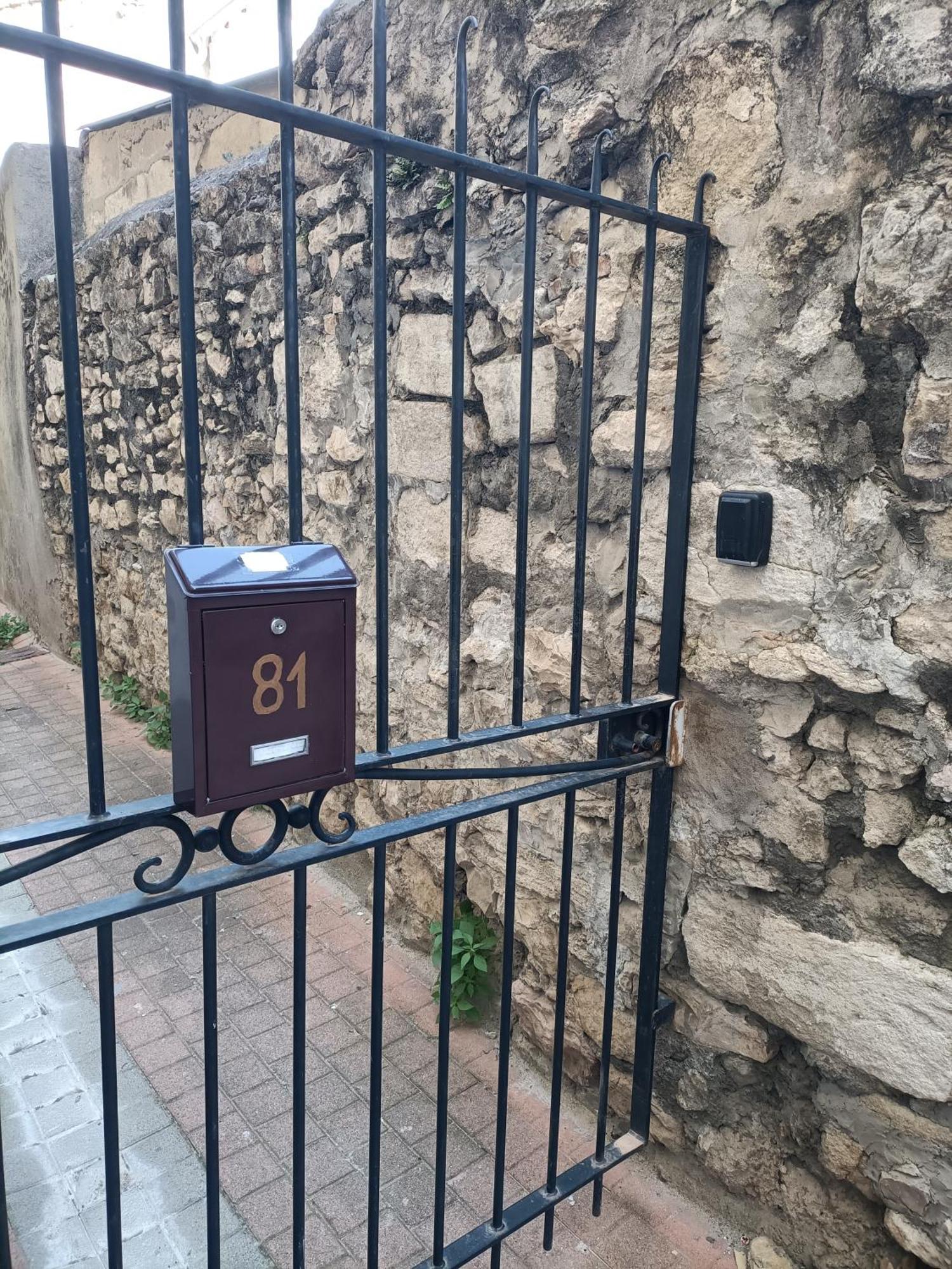 Aramon A Deux Pas D'Avignonヴィラ エクステリア 写真